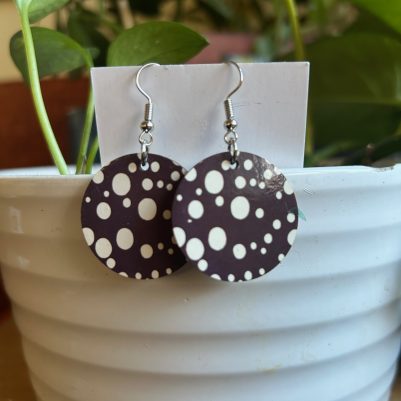 black and white earrings round