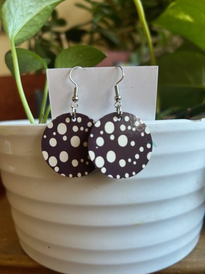 black and white earrings round